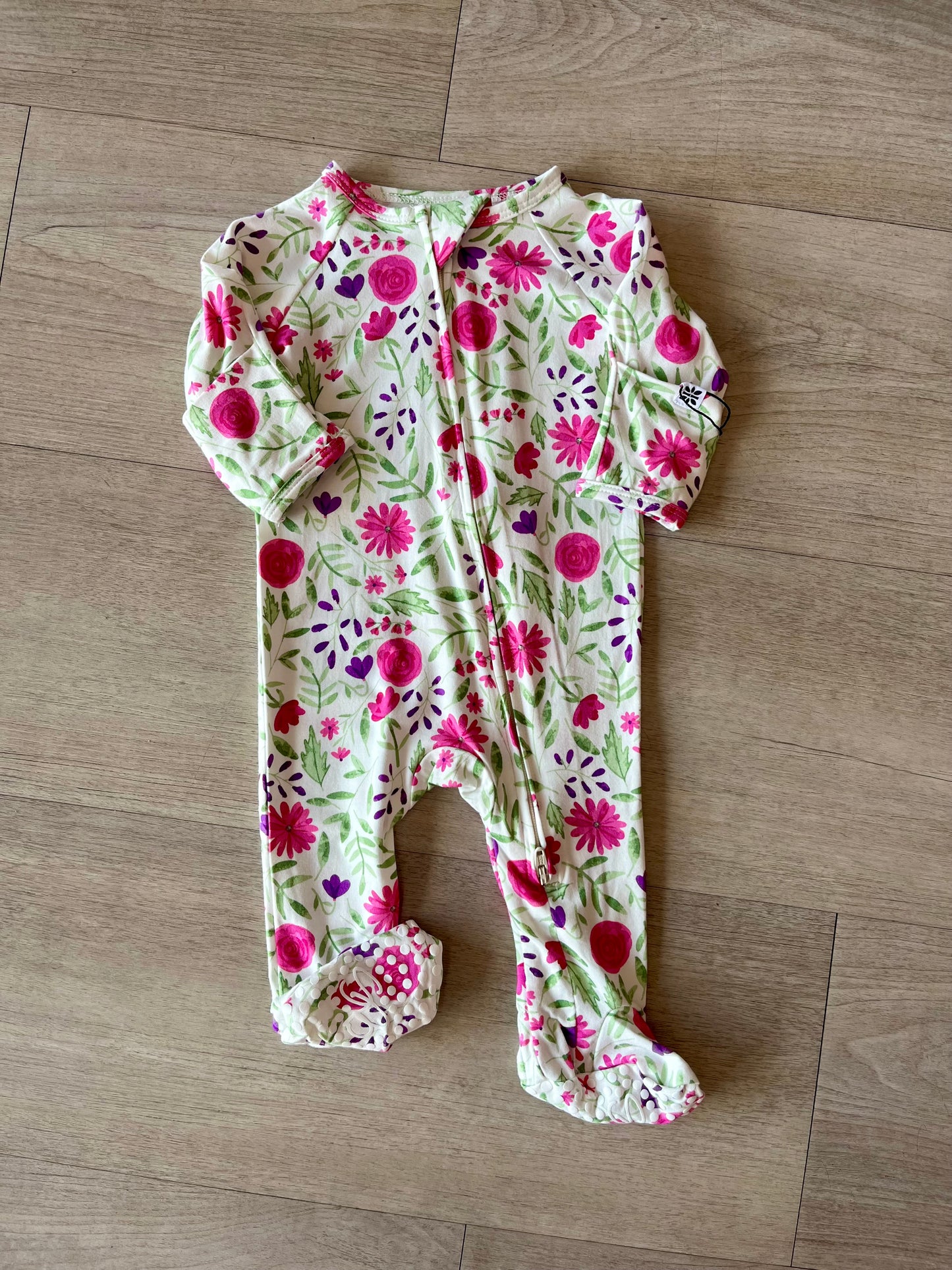 Lainey Zipper Footie