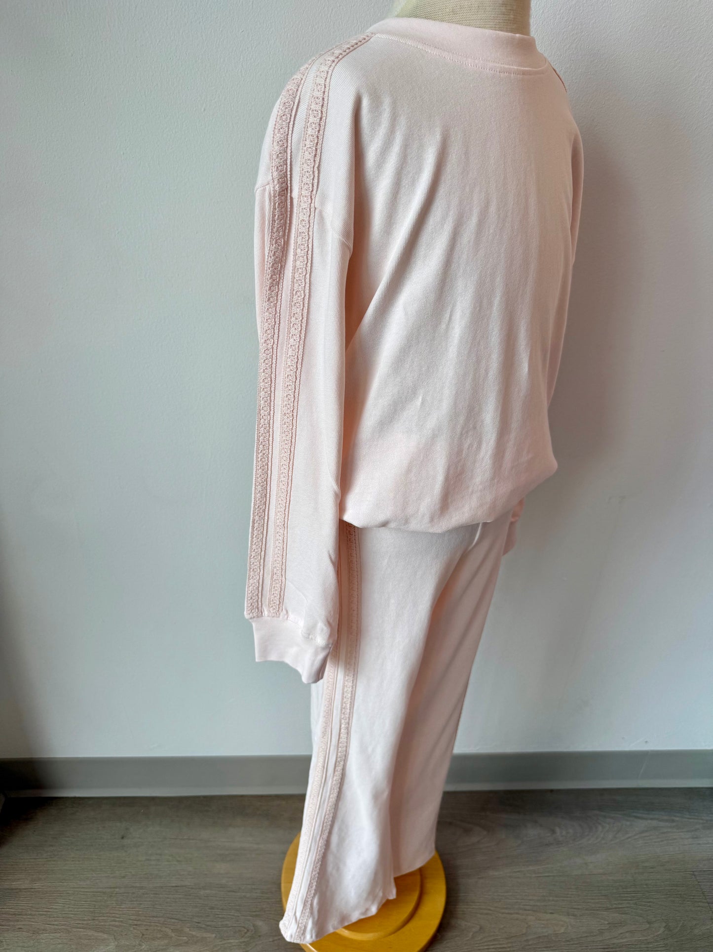 Pink Lace Trim Set