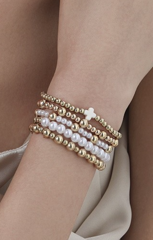 Gold-Plated Multi-Ball Pearl Stretch Bracelet