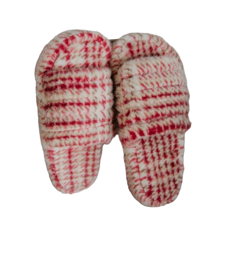 Houndstooth Faux Fur Slippers